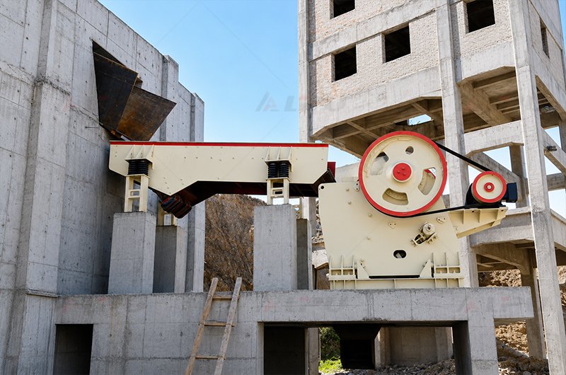 LIPU PEV750x1100 jaw crusher installed at an aggregate crushing plant customer site