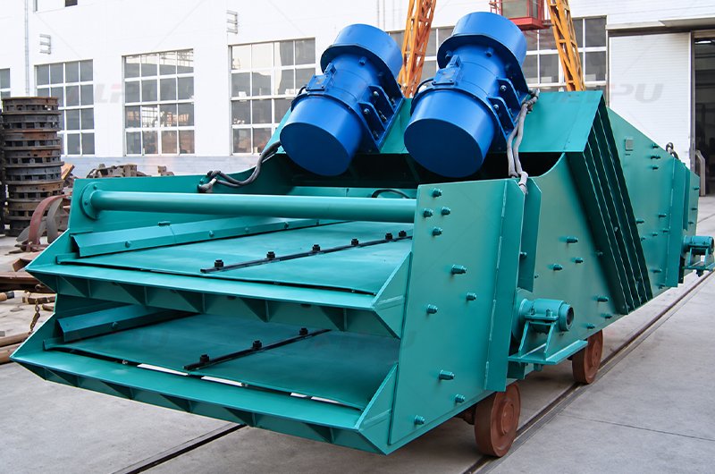 Double-deck linear vibrating screen
