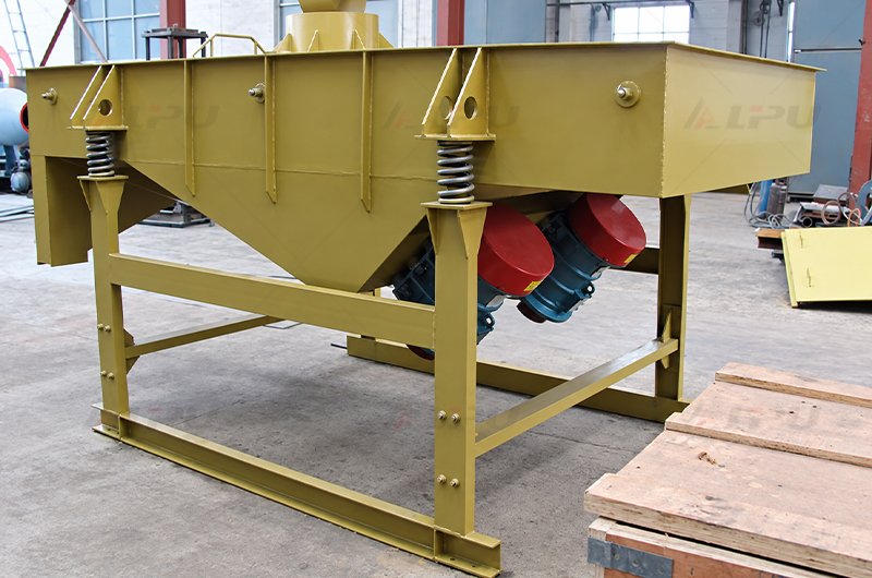 Single-deck linear vibrating screen