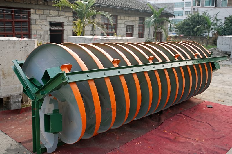 Horizontal spiral separator unit ready for plant installation