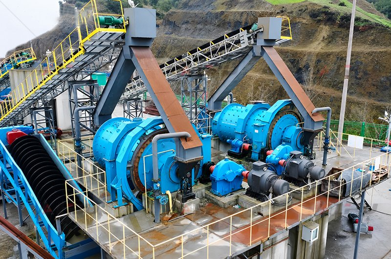Rod mill used for coarse ore grinding before mineral separation
