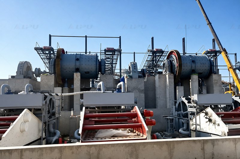 Rod mill used in a mineral beneficiation plant