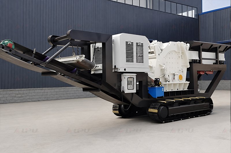 Track-mounted mobile impact crusher