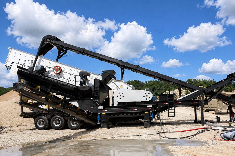 Wheel-mounted-mobile-impact-crusher-quarry-site