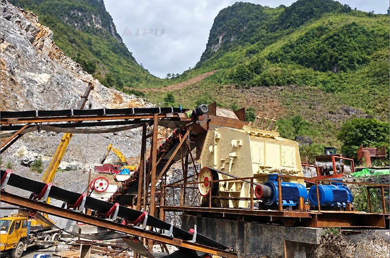 Impact crusher used for secondary limestone crushing on-site
